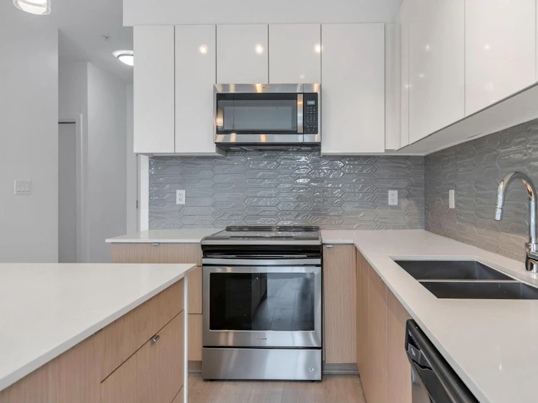 204-19567 64 Avenue, Surrey, BC, V3S 7H8 - 19