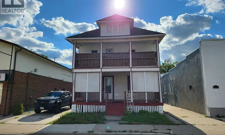 1629-31 Drouillard Road