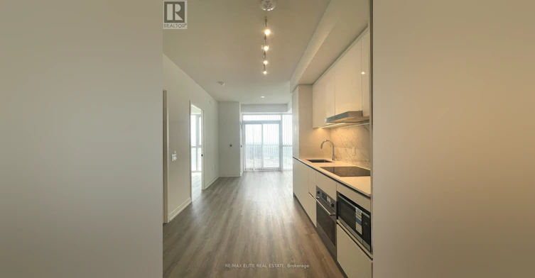 5810-8 Interchange Way, Vaughan, ON, L4K 5Z7 - 3
