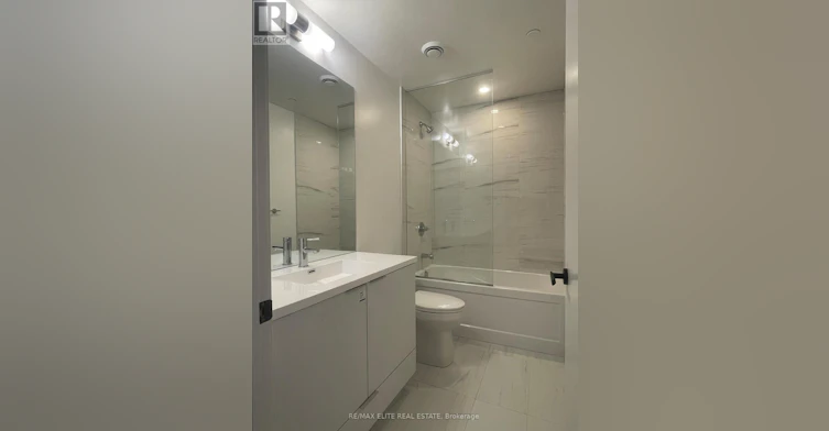 5810-8 Interchange Way, Vaughan, ON, L4K 5Z7 - 12
