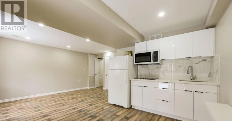 B-LOWER 96 Level Highgate Drive, Hamilton, ON, L8J 0C2 - 12