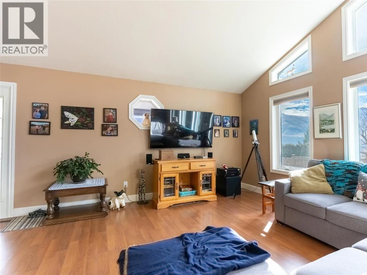 1435 Pine Avenue, Ashcroft, BC, V0K 1A0 - 5