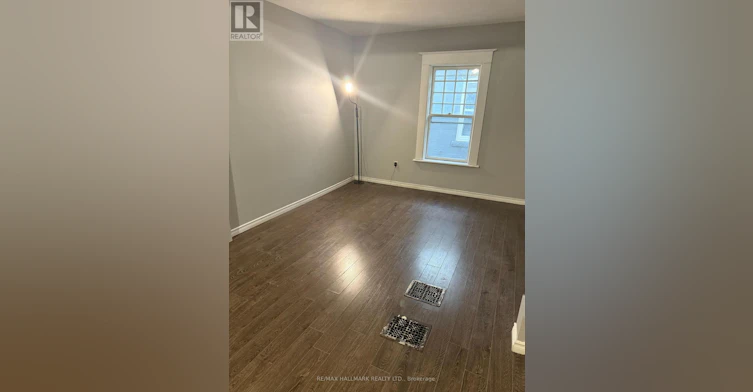 UPPER-46 Grove Street, Welland, ON, L3B 4B4 - 2