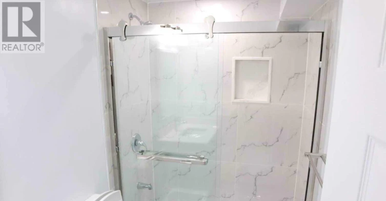 LOWER-1627 Baggins Street, Pickering, ON, L1W 1H2 - 13