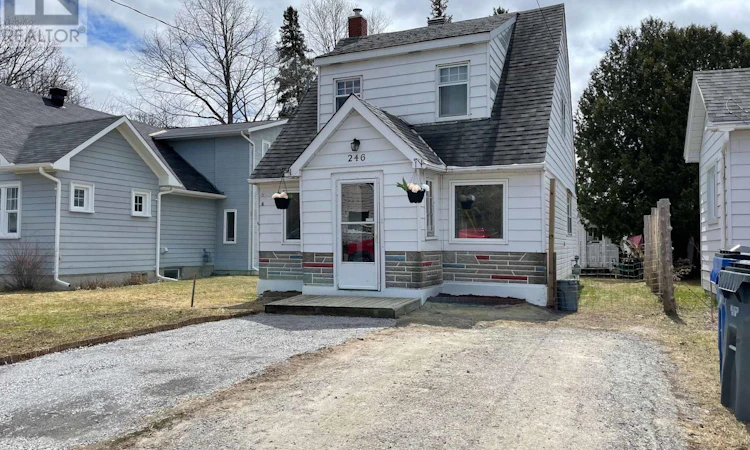 246 Mccamus Avenue