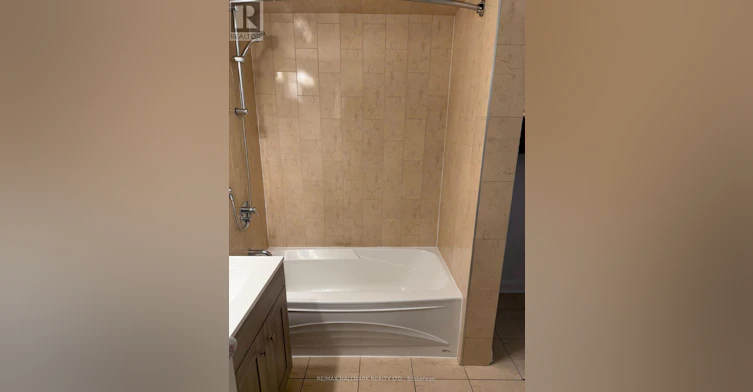 2ND FLOOR-160 Welland Avenue, St. Catharines, ON, L2R 2N6 - 5