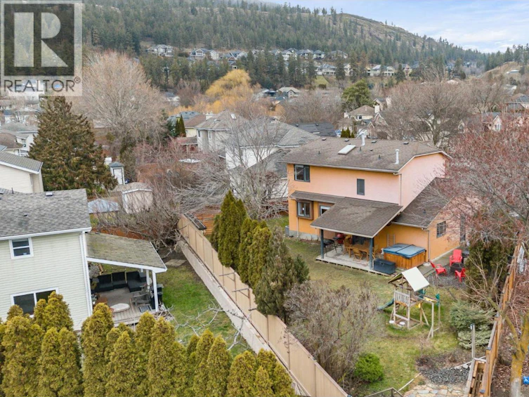1879 Portland Avenue, Kelowna, BC, V1V 1R9 - 38