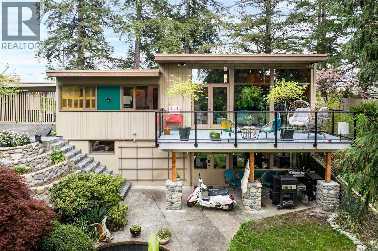 6110 Grieve Road, Duncan, BC, V9L 2H1