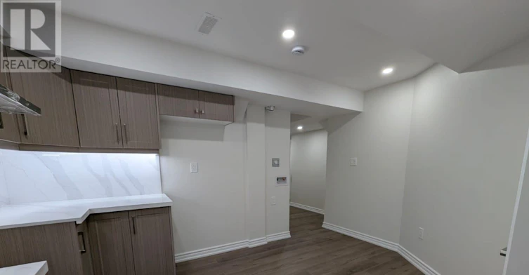 BSMT-41 Morley Crescent, Whitby, ON, L1R 0P1 - 4