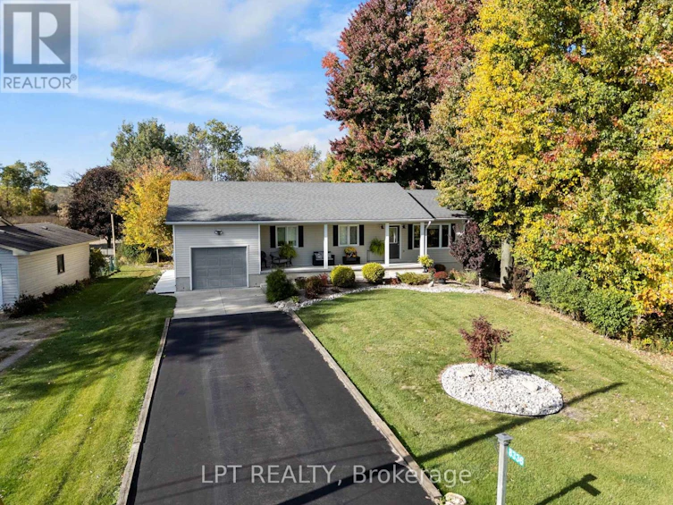 8336 Burwell Road, Lambton Shores, ON, N0M 1T0 - 2