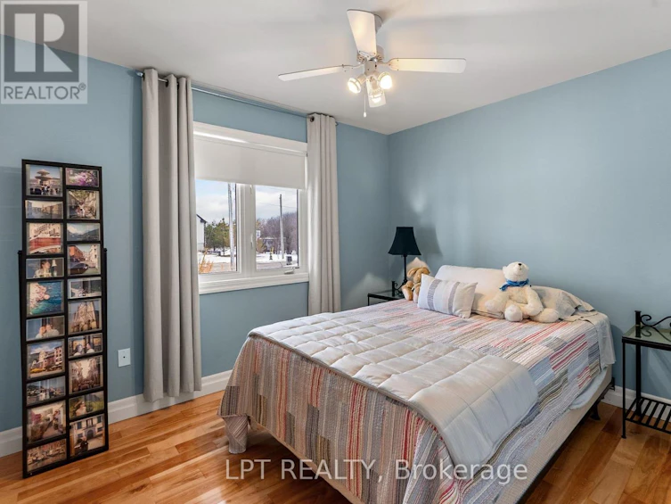 8336 Burwell Road, Lambton Shores, ON, N0M 1T0 - 24