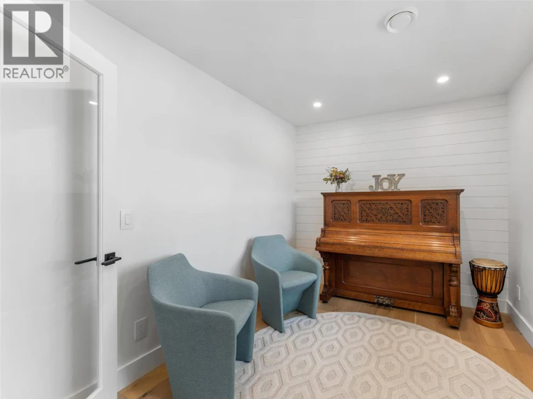 3558 Spiers Road, Kelowna, BC, V1W 4A8 - 30