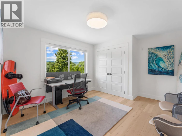 3558 Spiers Road, Kelowna, BC, V1W 4A8 - 48