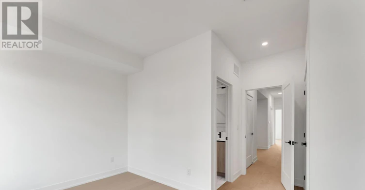 21-15 Lou Parsons Way, Mississauga, ON, L5H 0B2 - 22