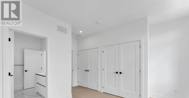 21-15 Lou Parsons Way, Mississauga, ON, L5H 0B2 - 29