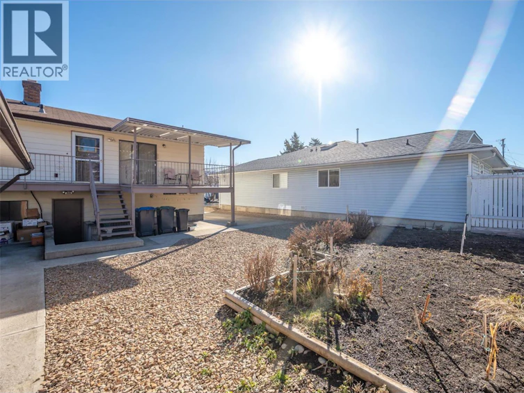 5808 Columbia Street, Oliver, BC, V0H 1T0 - 3