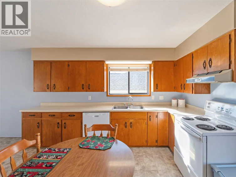 5808 Columbia Street, Oliver, BC, V0H 1T0 - 20