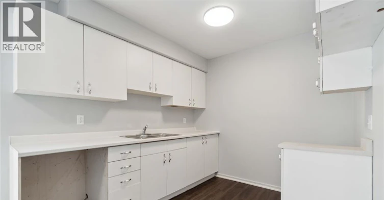3-885 Carleton Place, Sarnia, ON, N7T 3V8 - 9