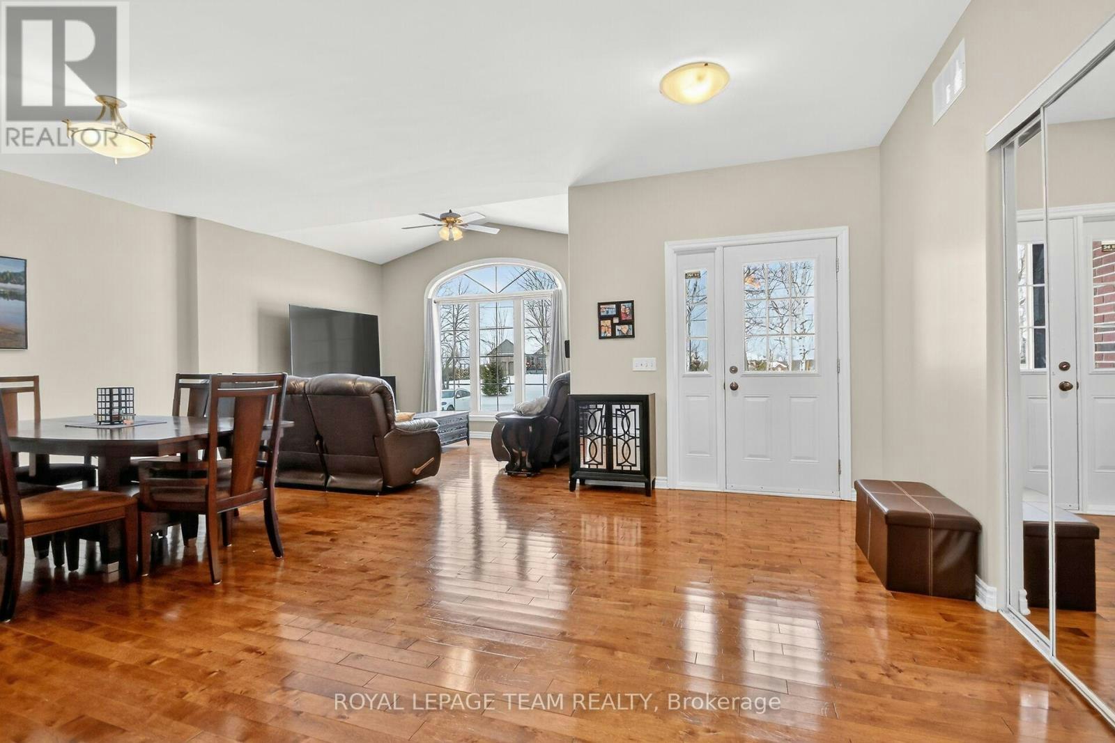 355 Dean Ridge Rd For Sale: 286 Dean Ridge Road, Drummond, ON - REW