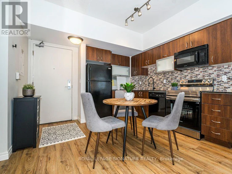 2002-59 Liberty Street EAST, Toronto, ON, M6K 3R1 - 3