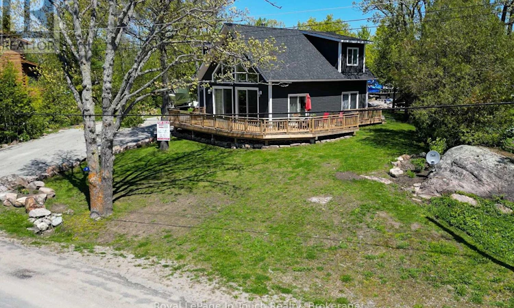 26 Macey Bay Road