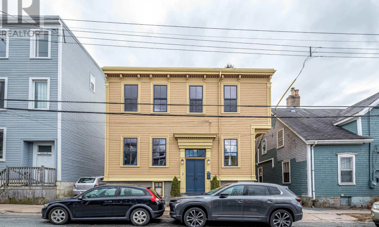 2048 Creighton Street
