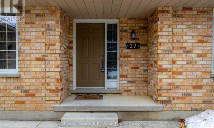 27 Woodside Drive