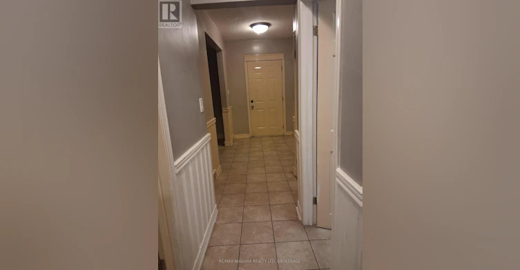 MAIN-5004 Saint Clair Avenue, Niagara Falls, ON, L2E 3T7 - 2