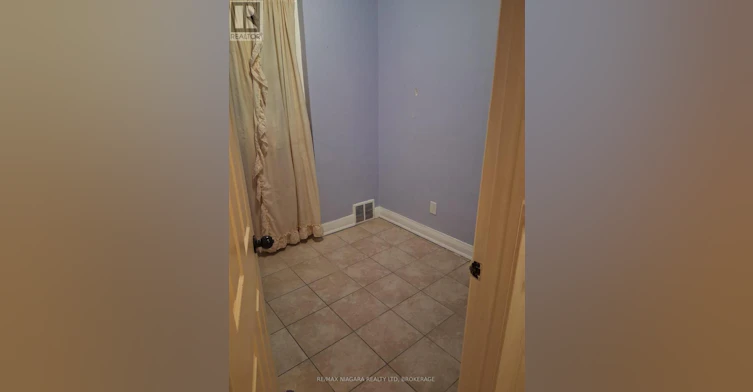 MAIN-5004 Saint Clair Avenue, Niagara Falls, ON, L2E 3T7 - 4
