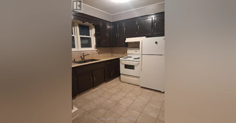 MAIN-5004 Saint Clair Avenue, Niagara Falls, ON, L2E 3T7