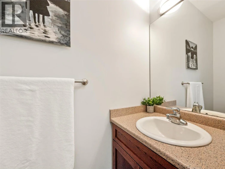 132-48 Galt Avenue, Penticton, BC, V2A 9C3 - 18