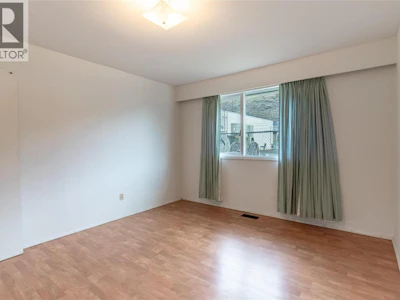 1072 Collins Road - 3