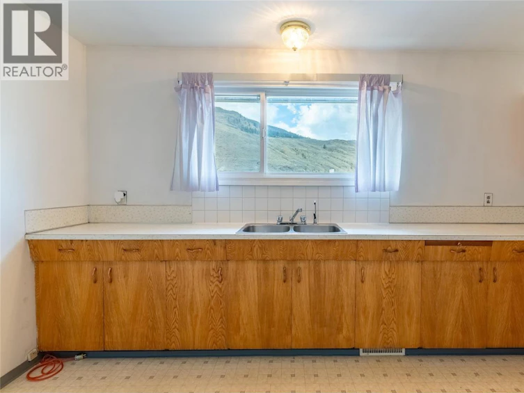 1072 Collins Road, Cache Creek, BC, V0K 1H0 - 21