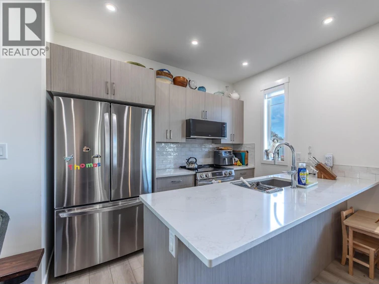 101-460 Conklin Avenue, Penticton, BC, V2A 2T4 - 17