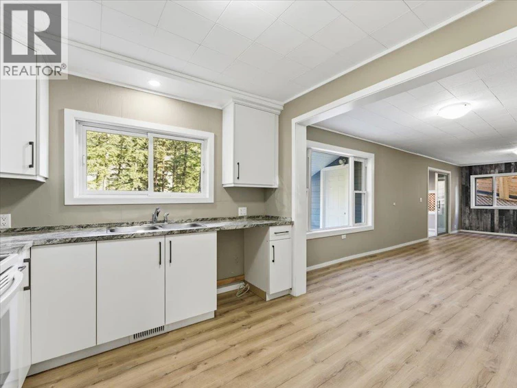 5783 Tuktakamin Road, Falkland, BC, V0E 1W0 - 4