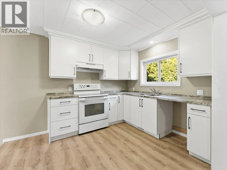 5783 Tuktakamin Road, Falkland, BC, V0E 1W0 - 6