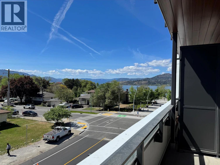 310-3051 Abbott Street, Kelowna, BC, V1Y 0P1