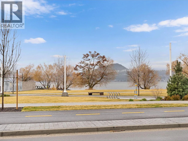 3071 Abbott Street, Kelowna, BC, V1Y 0P3 - 21