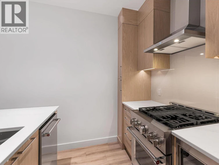 3071 Abbott Street, Kelowna, BC, V1Y 0P3 - 5