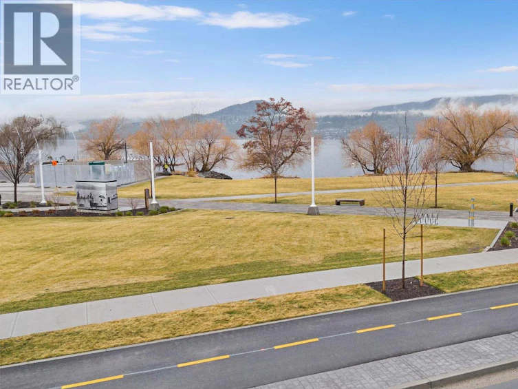 3071 Abbott Street, Kelowna, BC, V1Y 0P3 - 30
