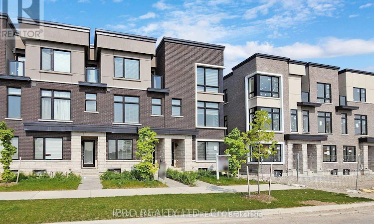 2614 Castlegate Crossing