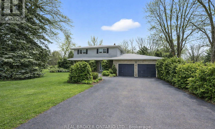 6 Farr Avenue