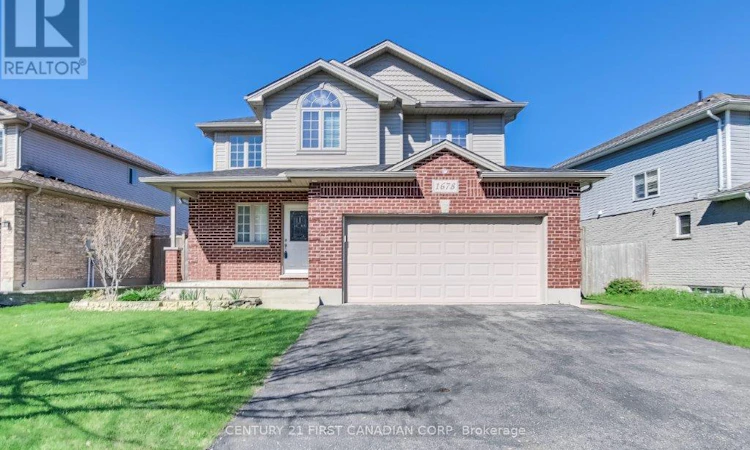 1678 Blackmaple Crescent