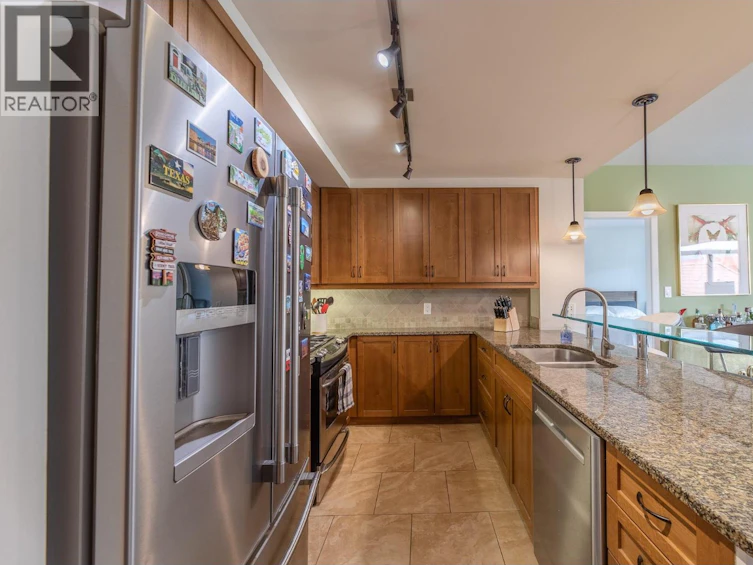 203-160 W Lakeshore Drive, Penticton, BC, V2A 9C2 - 12