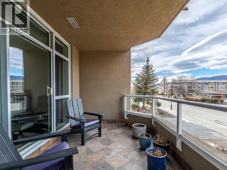 203-160 W Lakeshore Drive, Penticton, BC, V2A 9C2 - 34