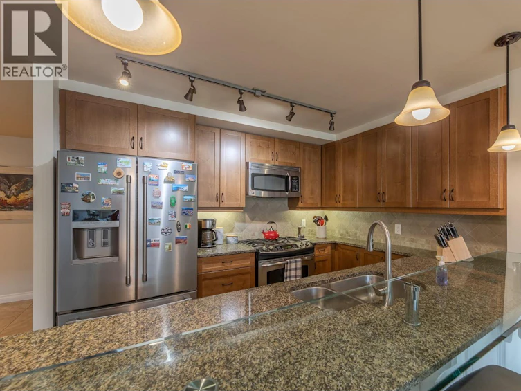 203-160 W Lakeshore Drive, Penticton, BC, V2A 9C2 - 14