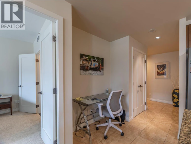 203-160 W Lakeshore Drive, Penticton, BC, V2A 9C2 - 18