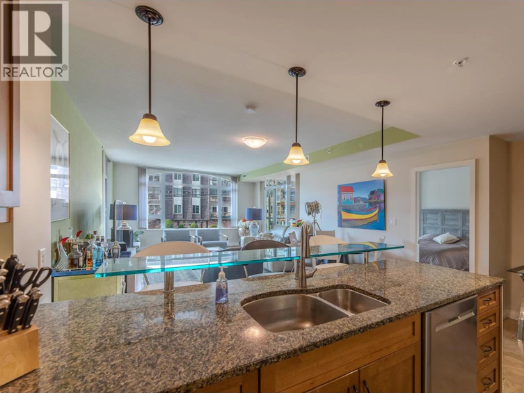 203-160 W Lakeshore Drive, Penticton, BC, V2A 9C2 - 13