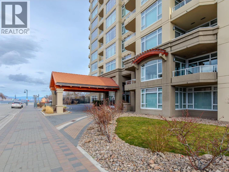 203-160 W Lakeshore Drive, Penticton, BC, V2A 9C2