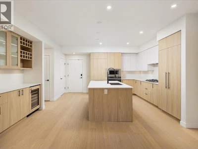 601-9654 Benchland Drive - 3